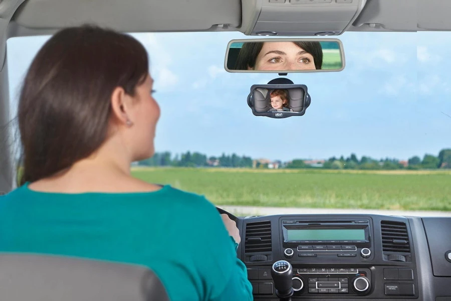 Chicco Voorruit Autospiegel C0607952000 4 Chicco Voorruit Autospiegel C0607952000 - Afbeelding 2