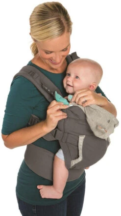 Infantino Cuddle Up Ergonomic Hoodie Draagzak BK-05331 25 Infantino Cuddle Up Ergonomic Hoodie Draagzak BK-05331 -Baby Kinderwagen Serie Winkel infantino cuddle up hoodie carrier bk05331 2