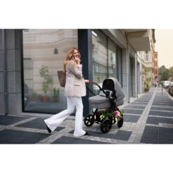 Kinderkraft A-Tour Dark Grey 3-in-1 Kinderwagen Incl. Autostoel KSATOU00DGR3000 -Baby Kinderwagen Serie Winkel kinderkraft a tour kinderwagen sfeerfoto 1 1