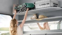 Kinderkraft Indy 2 Cozy Grey Wandelwagen KSINDY00GRY0000 -Baby Kinderwagen Serie Winkel kinderkraft indy 2 wandelwagen sfeerfoto 2 3