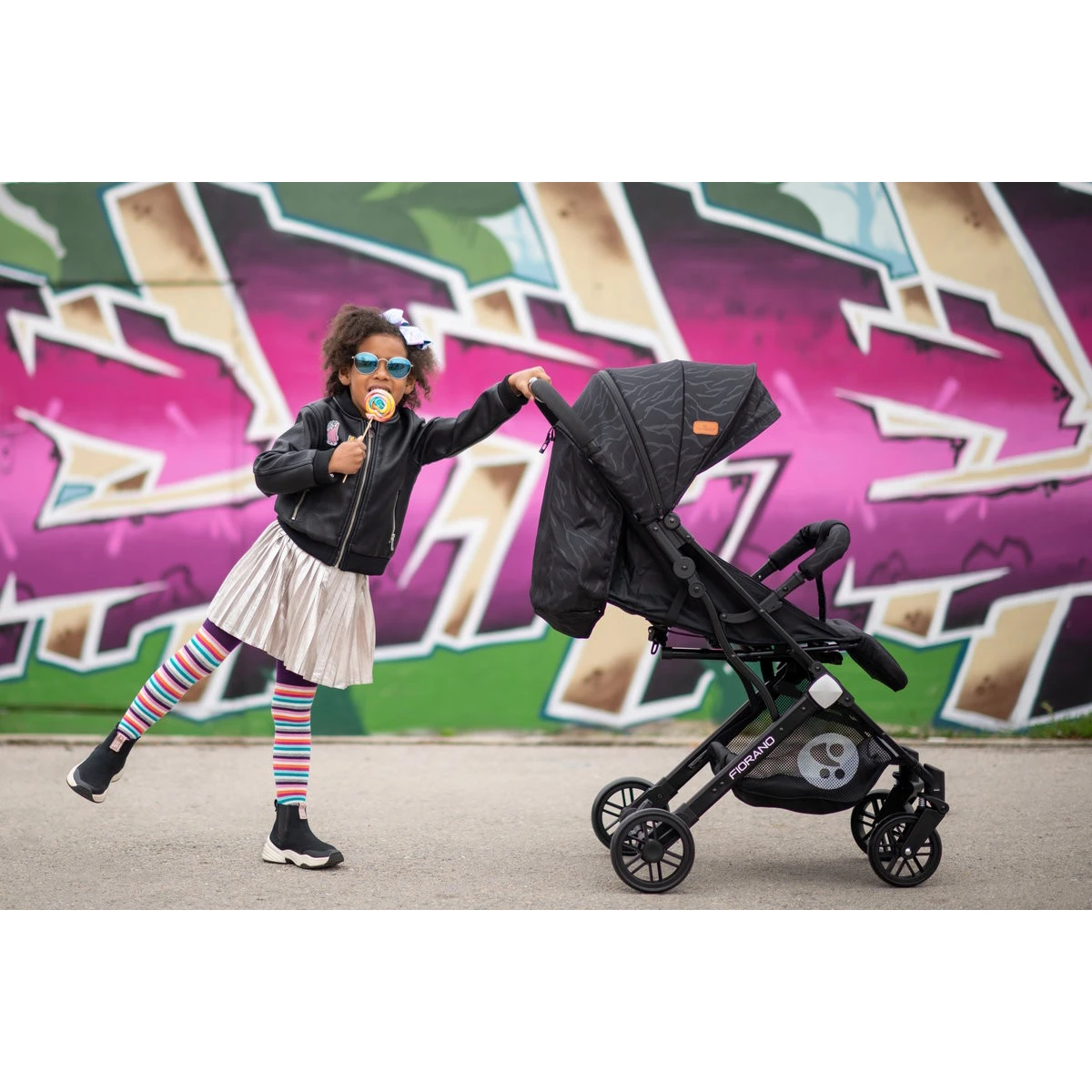 Lorelli Fiorano Black Wandelwagen Incl. Beenkap 1002149-2305 16 Lorelli Fiorano Black Wandelwagen Incl. Beenkap 1002149-2305 - Afbeelding 14