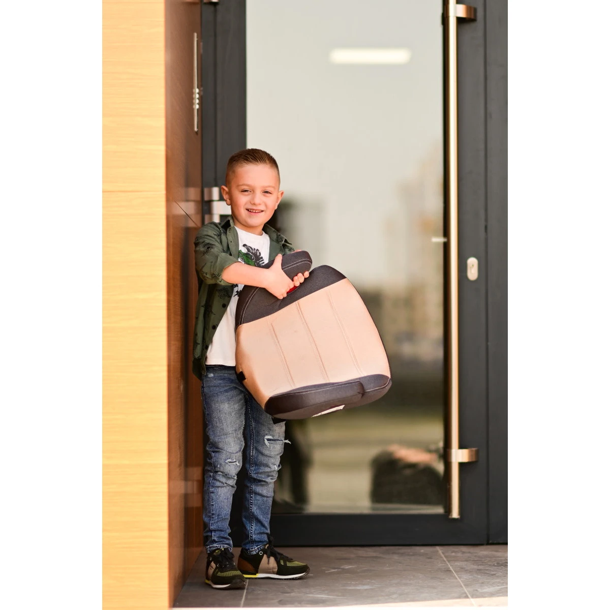 Lorelli Travel Luxe Grey & Black 15-36 Kg Isofix Booster 1007134-2348 8 Lorelli Travel Luxe Grey & Black 15-36 Kg Isofix Booster 1007134-2348 - Afbeelding 6