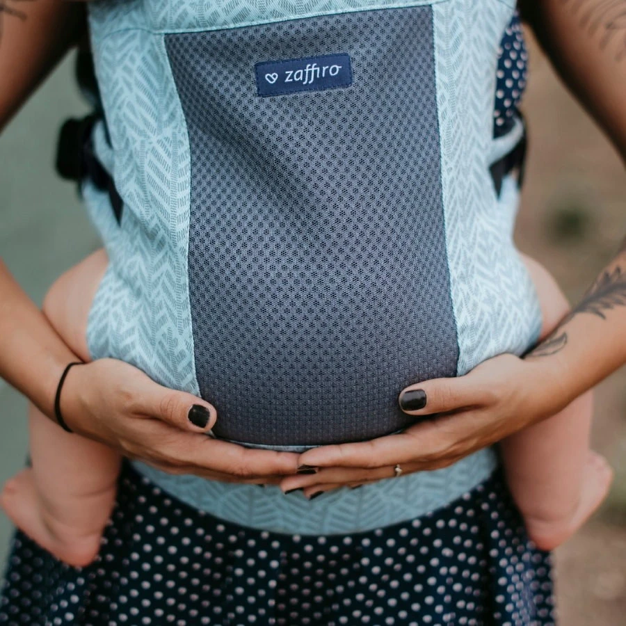 Zaffiro City Air Graphite Leaves Ergonomische Draagzak 7381 8 Zaffiro City Air Graphite Leaves Ergonomische Draagzak 7381 - Afbeelding 6