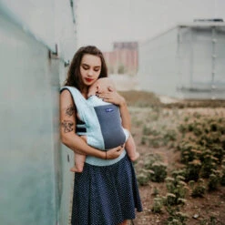 Zaffiro City Air Beige Leaves Ergonomische Draagzak 7398 -Baby Kinderwagen Serie Winkel zaffiro city air beige leaves draagzak 7398 3