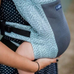 Zaffiro City Air Beige Leaves Ergonomische Draagzak 7398 -Baby Kinderwagen Serie Winkel zaffiro city air beige leaves draagzak 7398 5