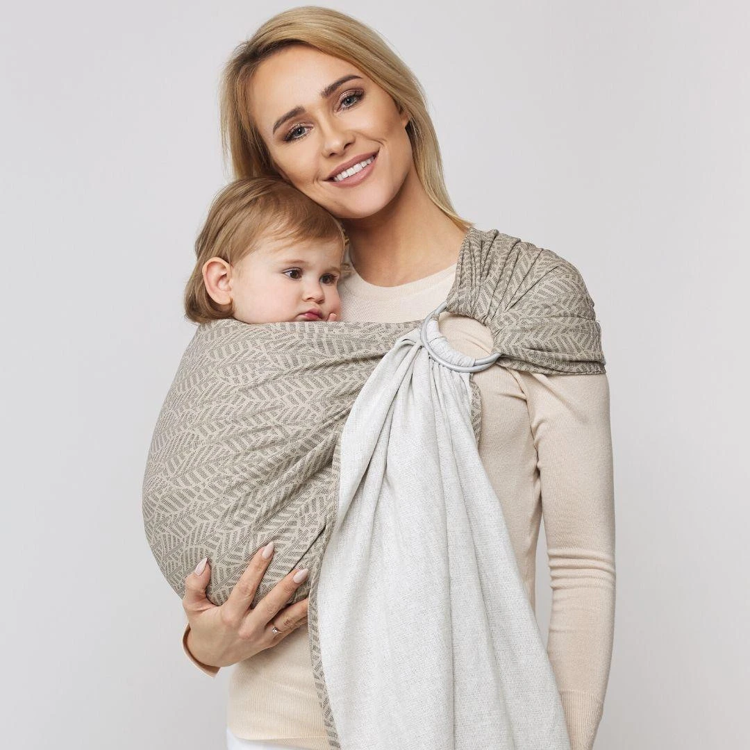 Zaffiro Hug Me Beige Leaves Draagdoek N16 7855 4 Zaffiro Hug Me Beige Leaves Draagdoek N16 7855 - Afbeelding 2